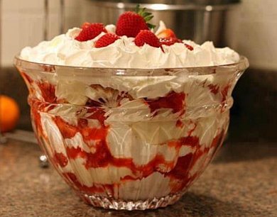 Strawberry Angelfood Trifle